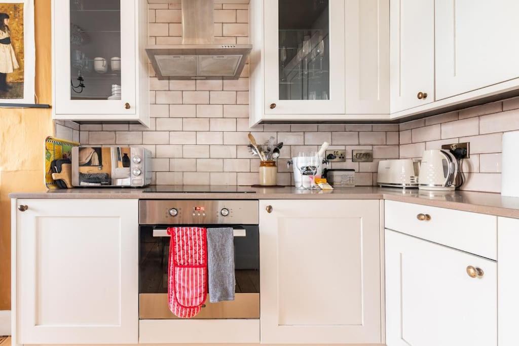 Holyrood Park: Lush & Arty 2 Double Bed Flat Apartman EDI Kültér fotó
